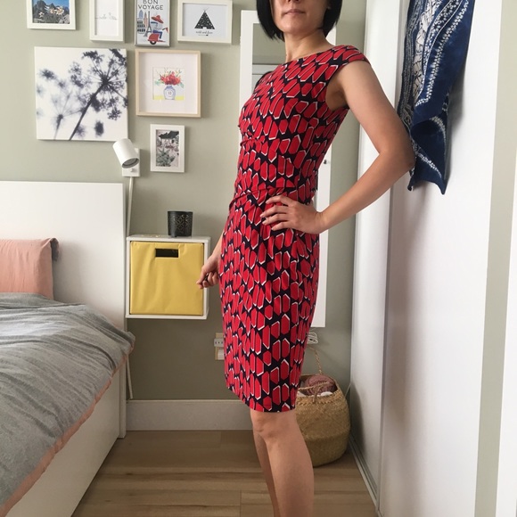 (Sold on Vinted) Jacob Fully-lined Bodycon Dress - Picture 1 of 8